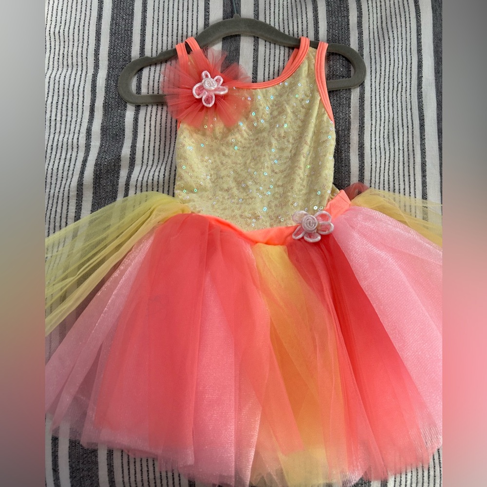 Girls dance costume